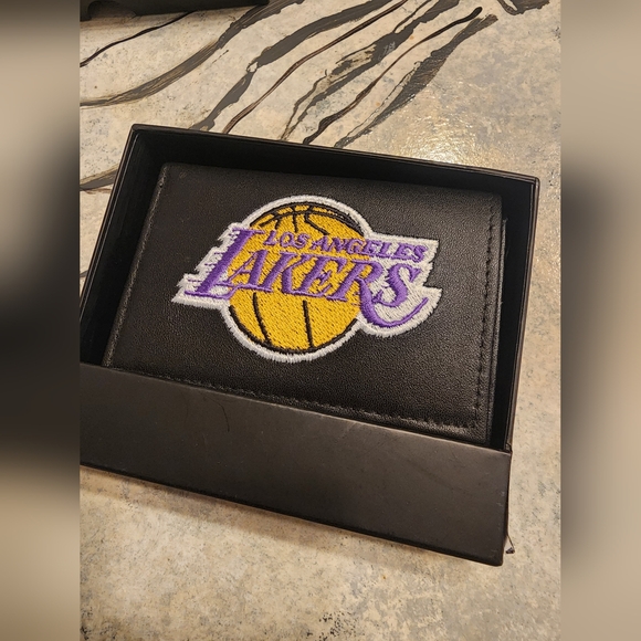 RICO Los Angeles Lakers Black Leather Wallet - Picture 1 of 5